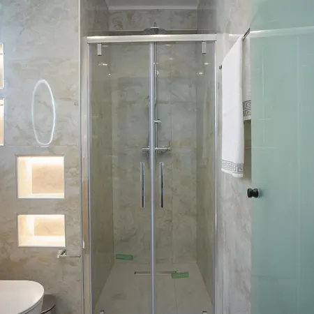 Ristanis Blue Mare Beachfront Retreat Appartement